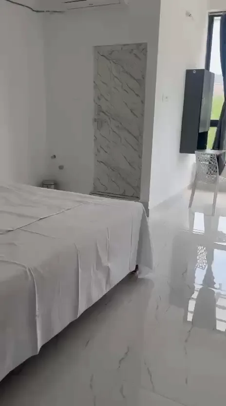 Double room tour preview